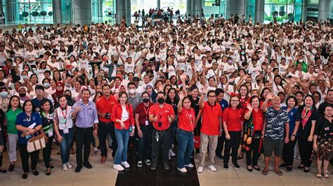 Coca-Cola PH enables lasting change for micro-entrepreneurs - People's ...