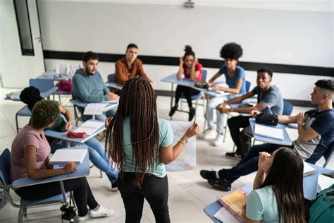 High School VS University: What Are The Differences?