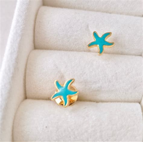 Star Fish Earrings 1.64 Grams, 18KT Gold – Doodles by Purvi