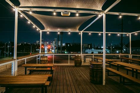 10 Of The Best Cocktail Bars In Houston by Secret Houston | The Vendry