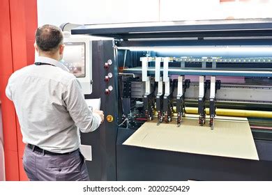 Box Machine Operator 的图像结果