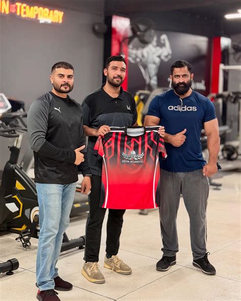 Iron Warrior | Bring the pump in your chest with latest equipment at ...