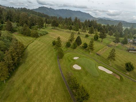 Tillamook Golf Course, The Mook at Alderbrook Golfing