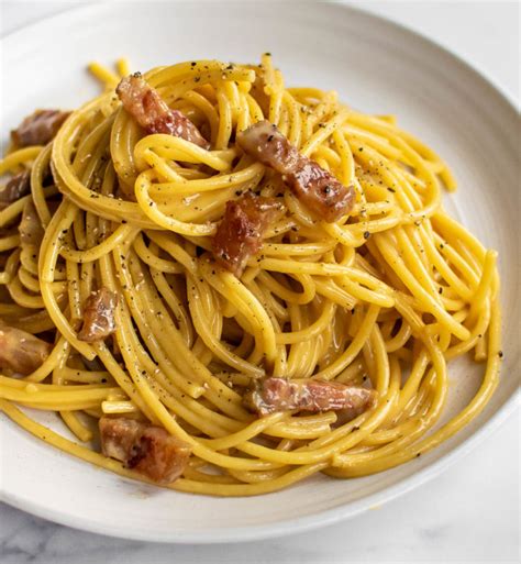 The Ultimate Guide to Making Authentic Bucatini Carbonara