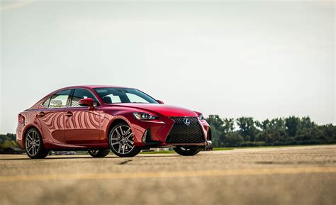 2017 Lexus IS 200t F Sport | Cars Exclusive Videos and Photos Updates