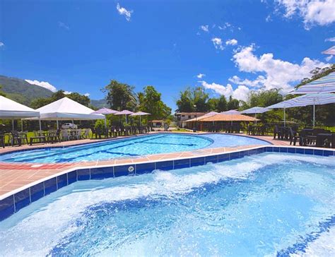 FINCA HOTEL WAYRA (Barbosa) - Hotel Reviews, Photos, Rate Comparison ...