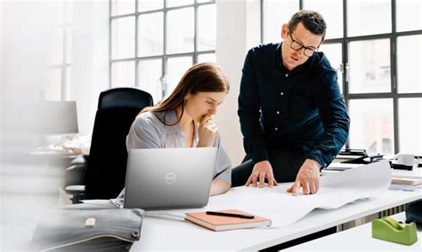 Business Owner Laptop 的图像结果