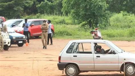 ടെസ്റ്റ് നടത്താതെ വ്യാജ ഡ്രൈവിംഗ് ലൈസൻസ്: എംവിഐയ്‌ക്കും ക്ളർക്കിനും സസ് ...