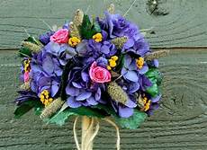 22 Colorful Fall Flower Arrangements Autumn Table Centerpieces by 22 Colorful Fall Flower Arrangements And Autumn Table 22 Colorful Fall Flower Arrangements Autumn Table Centerpieces