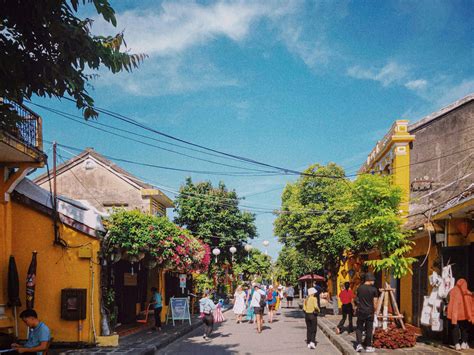 alcohol in Spanish: Meaning, Usage and Examples | SpanishStep