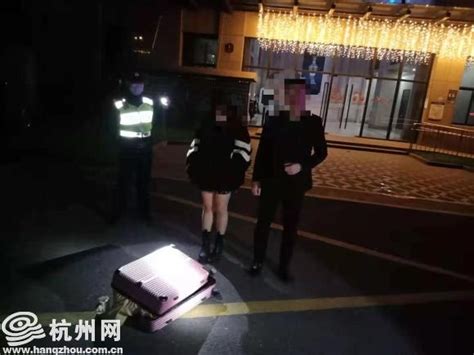 吓人的高空抛物又来了！杭州的一对情侣吵架从14楼扔下行李箱_杭州网
