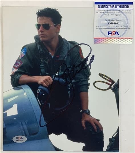 Lot Detail - Top Gun: Tom Cruise Signed 8" x 10" Photo (PSA/DNA)