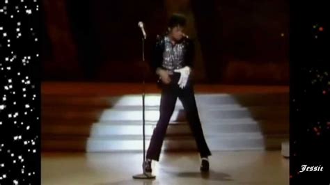 Michael JACKSON ♥ Billie Jean ♥ Live - Moonwalk dance - YouTube