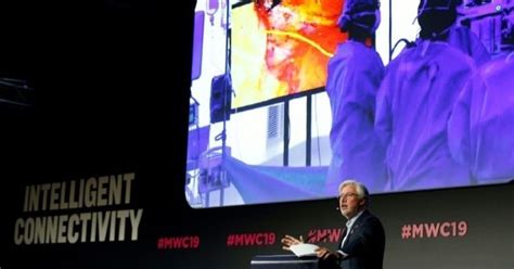 This Doctor Used 5G To Remotely Direct A Surgery Live From The Stage At MWC