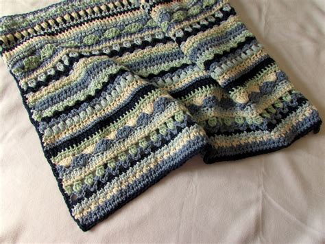 How to crochet a pretty mixed stripe blanket / afghan / throw tutorial ...