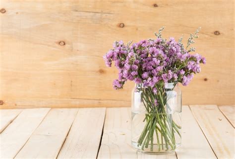 Page 2 | Purple flowers table Images - Free Download on Freepik