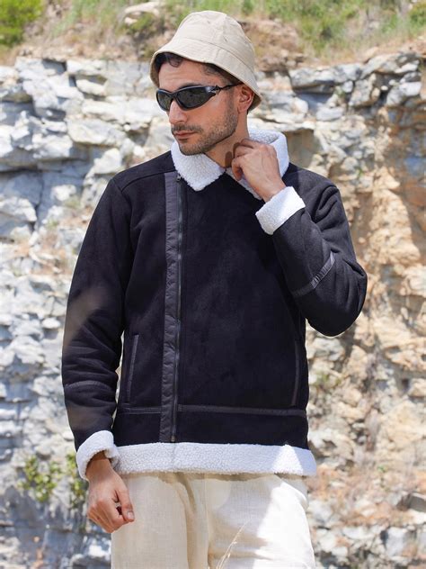 ₹1,924 | Campus Sutra mens Carbon Black & Chalk White Fleece Lined ...