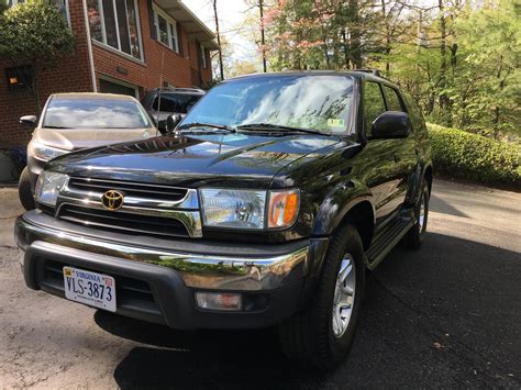 2002 Toyota 4Runner for sale on BaT Auctions - closed on May 11, 2018 (Lot #9,579) | Bring a Trailer