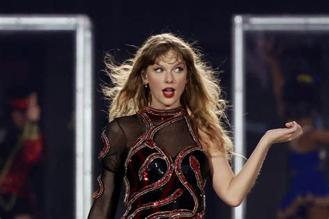 Taylor Swift’s ‘Eras Tour’ nearing Toronto and Vancouver - Get your ...
