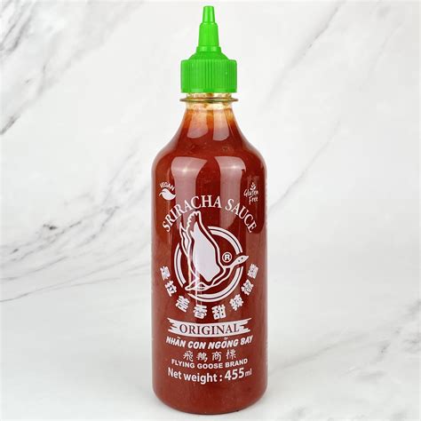 Flying Goose Sriracha Hot Chilli Sauce - 6 x 455ml | Food Republic