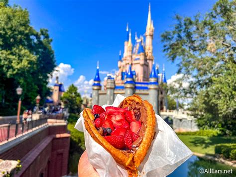 The Best Snacks in Disney World's Magic Kingdom for 2026 - AllEars.Net
