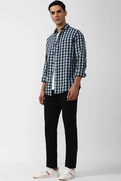 Buy Men Black Dark Wash Slim Fit Jeans Online - 936311 | Van Heusen