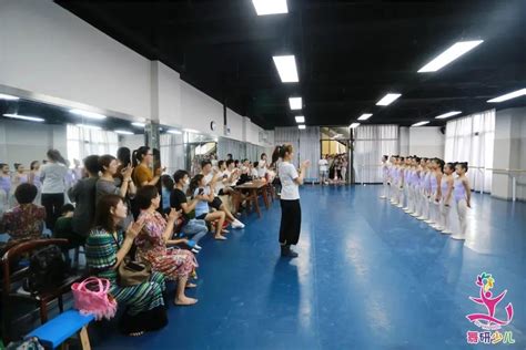 舞蹈中国100%奇迹暑假舞蹈集训