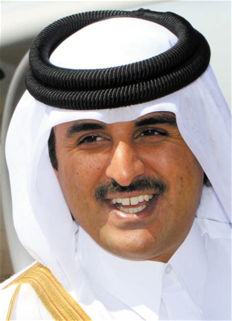 卡塔尔王子，这个动作和吉祥物真的一模一样……|卡塔尔|世界杯|王子_新浪新闻