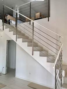 corrimano acciaio parapetto scala in acciaio inox satinato con corrimano in corrimano acciaio parapetto scala in acciaio inox satinato con corrimano in