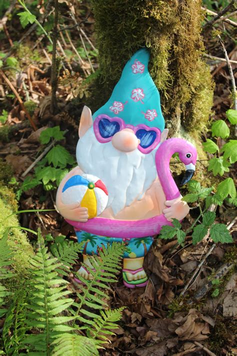 Gnome Trail draws visitors to whimsical patch of forest in Maple Valley ...