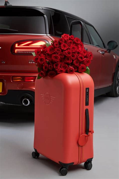 Gifts from the heart, selected by MINI.