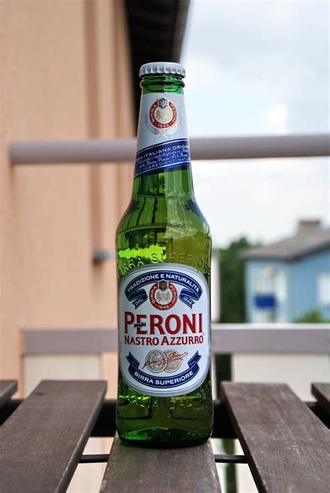 Der Bierige Blog: Birra Peroni Nastro Azzurro
