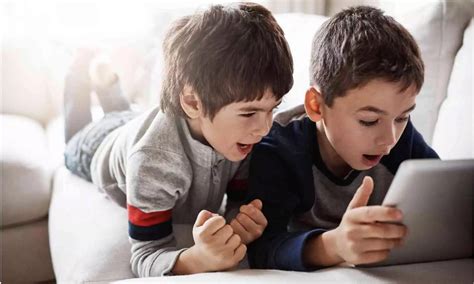 Experts Link Behavioral Issues in Children to Excessive Screen Time ...