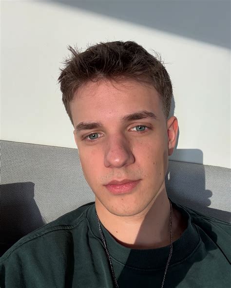 Connor Peters | I feel very exposed… I like it 😏 | Instagram