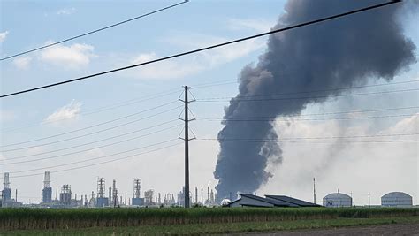 Louisiana refinery fire triggers evacuation at Marathon plant in Garyville