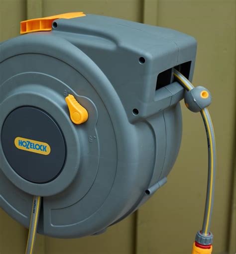 Hozelock Auto-Retracting Hose Reels - Lee Valley Tools