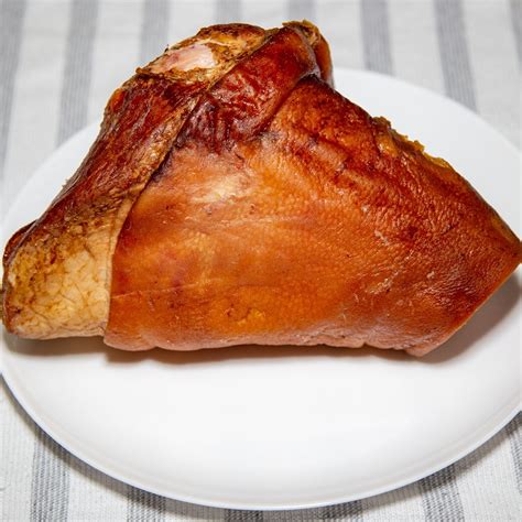 Smoked Pork Hocks (900g+). Delicious Smokey Flavoured Hocks, Perfect ...