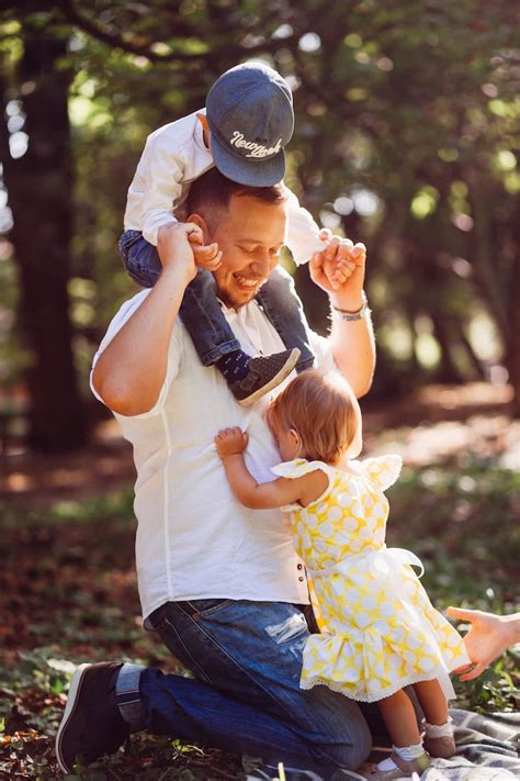 Kid father Images - Free Download on Freepik