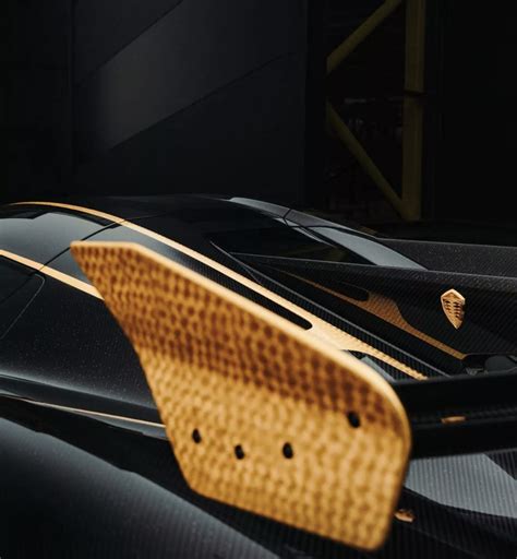 Undisclosed Customer Asked for 24-Karat Gold on His Koenigsegg Jesko ...