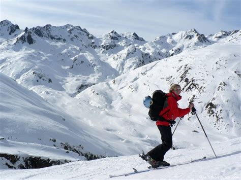 The world of functional fabrics | PowderGuide