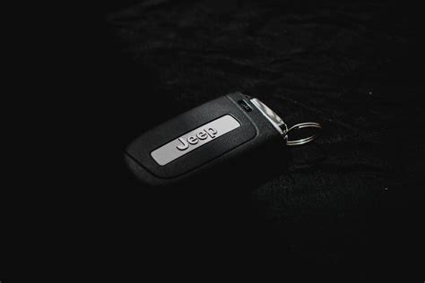 How to Reprogram Key FOB in My 2016 Jeep Key FOB 的图像结果