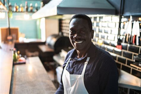 Extremely Happy Business Owner 的图像结果