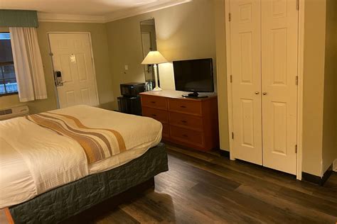 Travelodge by Wyndham Tuscaloosa | Tuscaloosa, AL Hotels