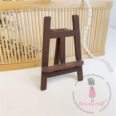 Miniature Wooden Easel – CRAFTERS CORNER