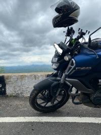 Used Yamaha FZ in India with warranty. Loan and Ownership Transfer ...