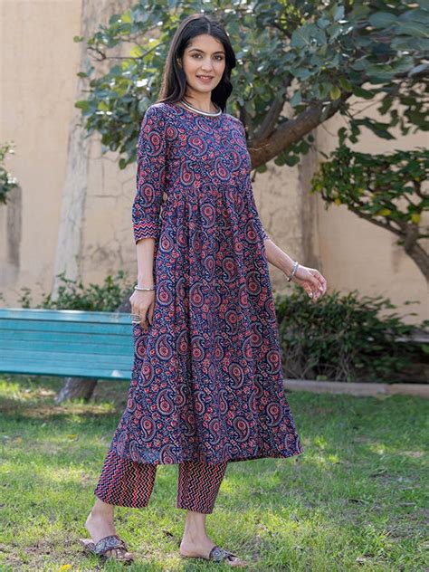 Shop trendy pure cotton kurta pant sets for women online – Yufta Store