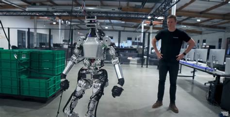 Humanized Robots 的图像结果