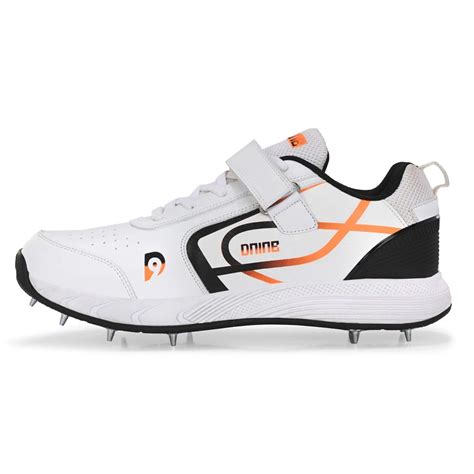 Buy Now Dnine Classic-1 Bowling Cricket Shoes - InstaSport
