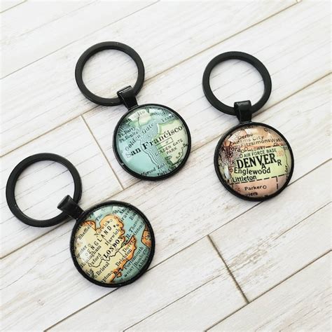 Local Map Pin Keychains 的图像结果