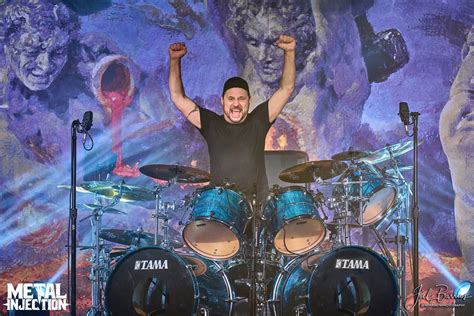 DAVE LOMBARDO Recalls SLAYER's First Gig: "We Were Playing So Hard That ...